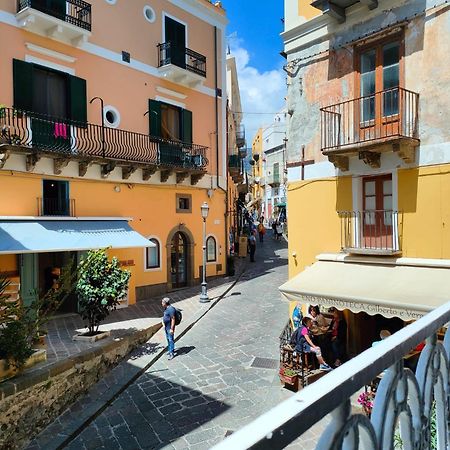 Lipari Suite B&B Экстерьер фото