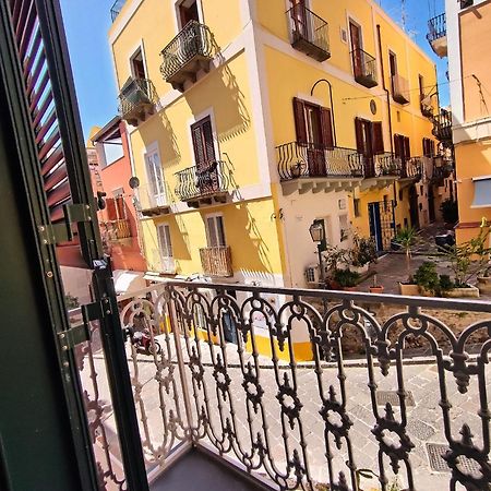 Lipari Suite B&B Экстерьер фото