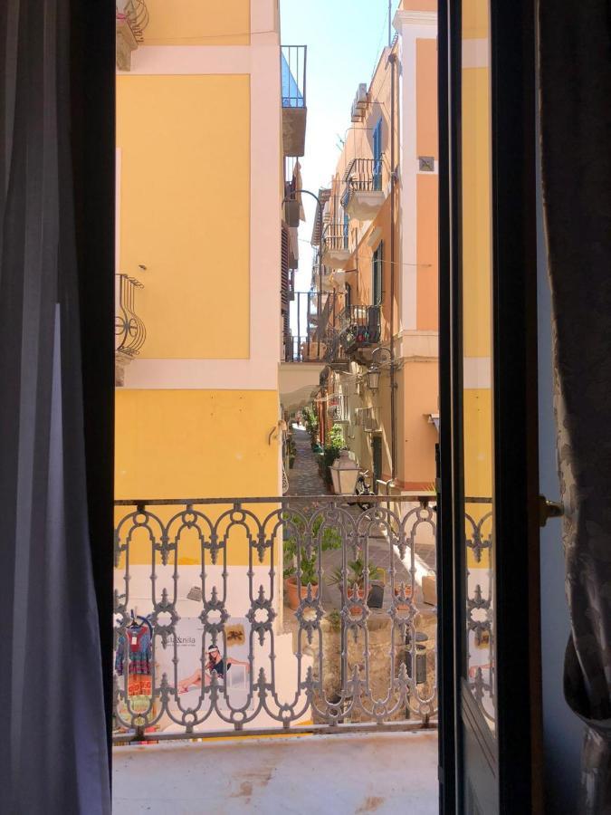 Lipari Suite B&B Экстерьер фото